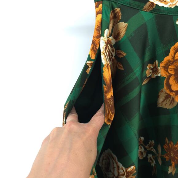 Modcloth Whimsy Retro-Chic Flowy A-Line Regal Floral Over Green Buffalo Check S - Picture 5 of 14